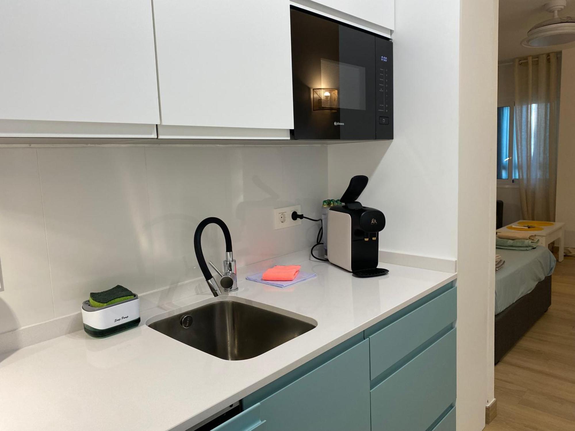 Vista Mar Apartment ตอร์เรโมลิโนส ภายนอก รูปภาพ