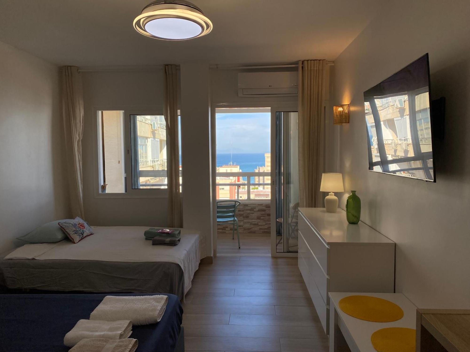 Vista Mar Apartment ตอร์เรโมลิโนส ภายนอก รูปภาพ